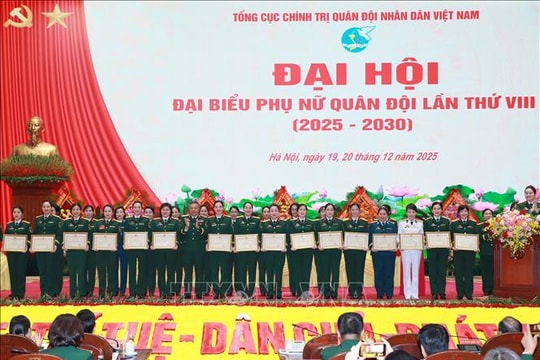 Tuyên dương 85 tập thể, cá nhân xuất sắc trong phong trào phụ nữ Quân đội