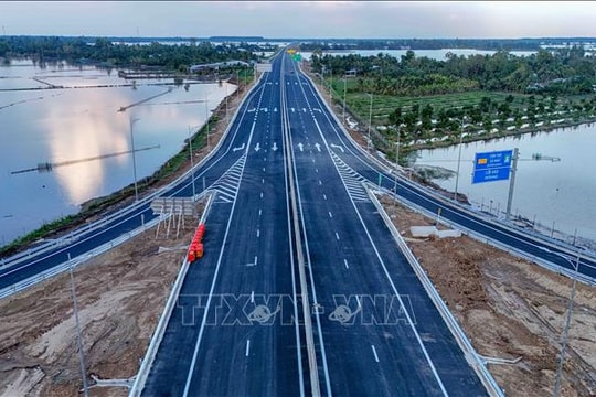 Cao tốc Cần Thơ - Cà Mau: Không gian phát triển mới cho ngành du lịch, dịch vụ