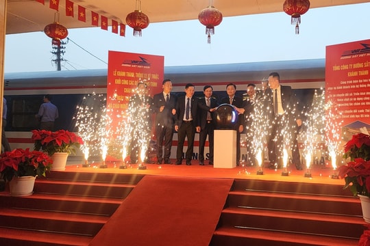 Đường sắt khánh thành công trình hiện đại hóa 162 toa xe khách