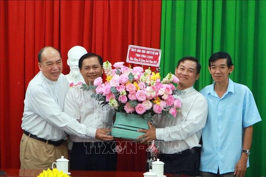 Quan tâm, đồng hành cùng đồng bào dân tộc, tôn giáo