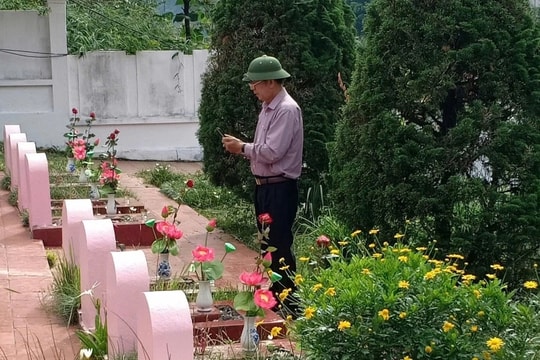 20 năm đi khắp gần 900 nghĩa trang để đưa liệt sĩ về với gia đình