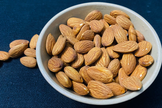 4 loại hạt giúp hạ huyết áp tự nhiên