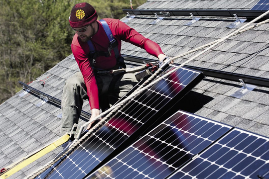 'Chạy đua điên cuồng' lắp điện mặt trời tại Mỹ
