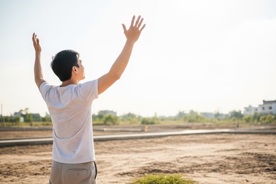 Tôi 'chết đi sống lại' vì mua đất khi chỉ có 100 triệu đồng