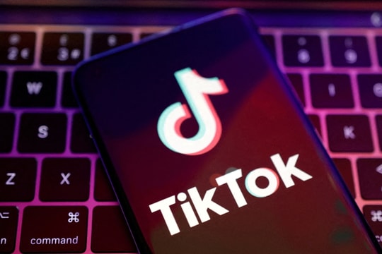TikTok 'đã ký thỏa thuận bán mình' tại Mỹ