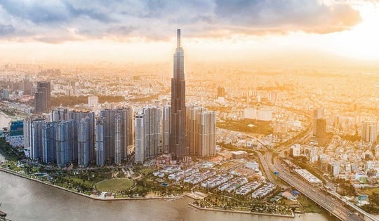 Khởi công loạt dự án tổng vốn 1,5 triệu tỷ đồng, cổ phiếu họ Vingroup tăng mạnh