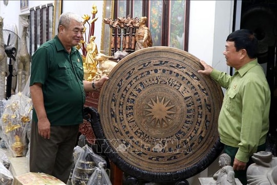 Hơn 30 năm gìn giữ, đưa nghề đúc đồng truyền thống vươn xa
