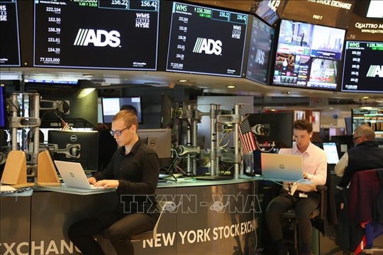 Chứng khoán Mỹ tuần qua: Giằng co giữa nỗi lo và hy vọng