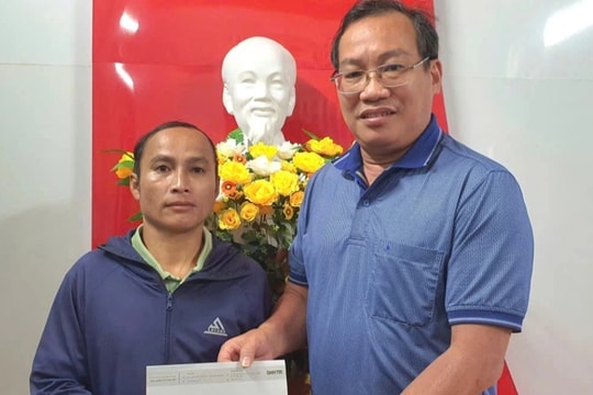 Bạn đọc Dân trí chung tay hỗ trợ xây nhà tặng người dân vùng lũ