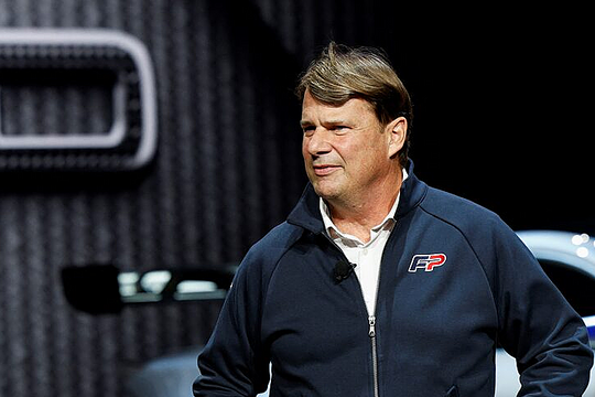 CEO Ford 'tỉnh mộng' xe điện