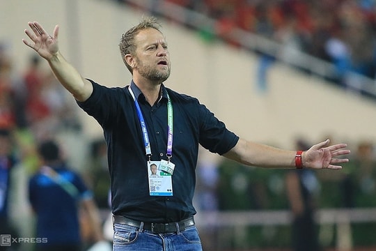 HLV Polking: 'Việt Nam hạ Thái Lan nhờ tinh thần chứ không phải chiến thuật'