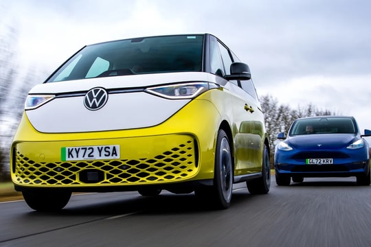 Các quốc gia dẫn đầu và tụt hậu ở châu Âu về xe điện