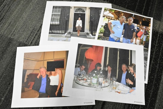 Chính quyền Trump bắt đầu công bố hồ sơ Epstein