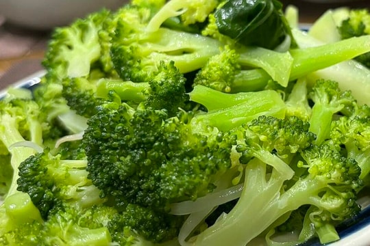 5 thói quen buổi sáng giúp giảm đầy hơi