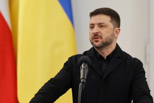 Ông Zelensky kêu gọi Mỹ gây áp lực toàn diện với Nga