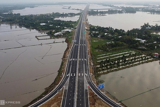 Cho ôtô vào cao tốc Cần Thơ - Hậu Giang từ sáng 22/12