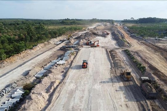 Đồng Nai sẽ hoàn thành bàn giao mặt bằng dự án cao tốc trong năm 2025