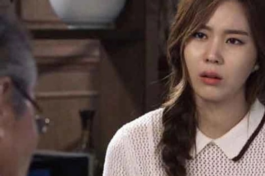 Nhà phố cổ chật hẹp, tôi khó xử khi các con sinh hoạt vợ chồng