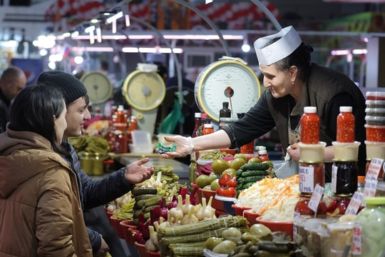 Kinh tế Nga vẫn trụ vững dù sức ép ngày càng lớn