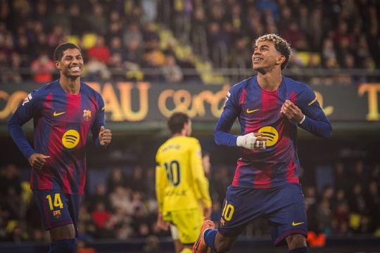 Barca kết thúc năm 2025 bằng chuỗi 7 trận thắng