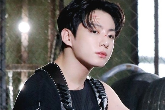 Một phụ nữ bị bắt vì đột nhập nhà người đàn ông quyến rũ nhất thế giới