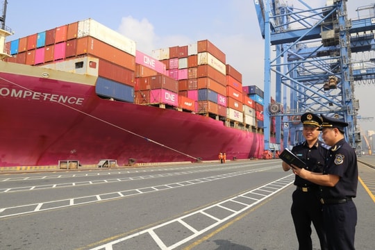 Số hóa trong quản lý để thông suốt dòng chảy hàng hóa