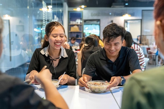 Giới văn phòng chuộng chi tiêu tiết kiệm qua ứng dụng