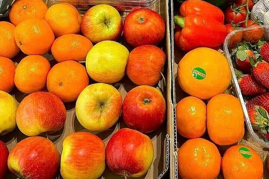 Trẻ lười ăn rau củ quả có nên bổ sung vitamin?