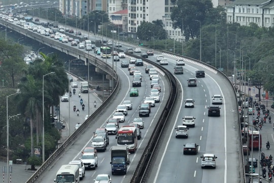 Hà Nội thí điểm hạn chế ôtô tải, container trên một số tuyến đường