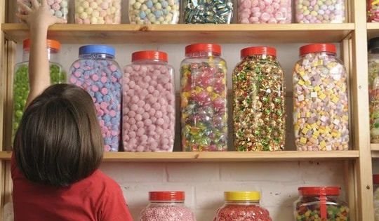 Người đàn ông trúng số hơn 18 tỷ đồng nhờ thói quen "kỳ lạ" của con gái