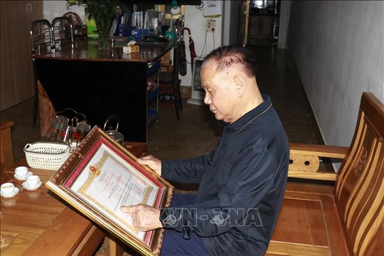 Người 'thắp lửa sáng tạo' của ngành cơ khí nông nghiệp