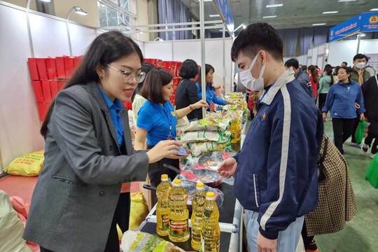 Công đoàn đồng ý phương án hoán đổi ngày nghỉ Tết Dương lịch 2026