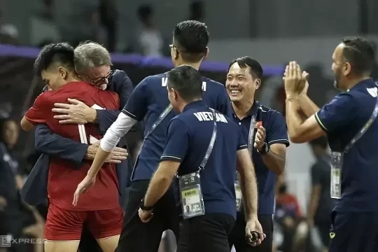 Cựu HLV Troussier đóng góp thế nào vào tấm HC vàng SEA Games 33?