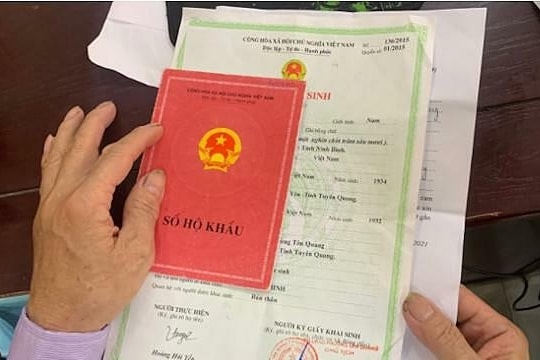 Có được 'chuyển sang dân tộc khác' trên giấy tờ tùy thân?