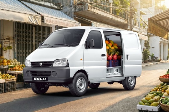 Xe tải van Suzuki Eeco mới có giá 310 triệu đồng