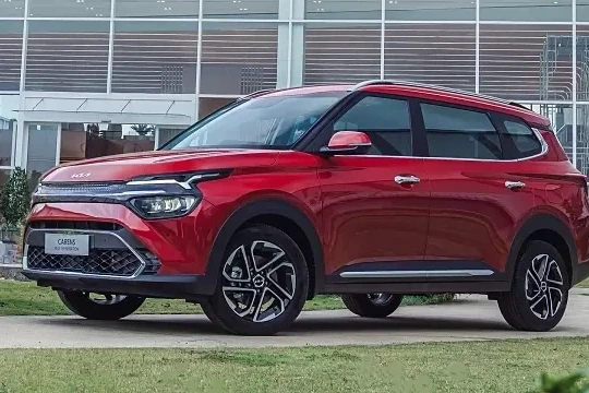 Kia Carens 2022 giá 660 triệu nên mua?