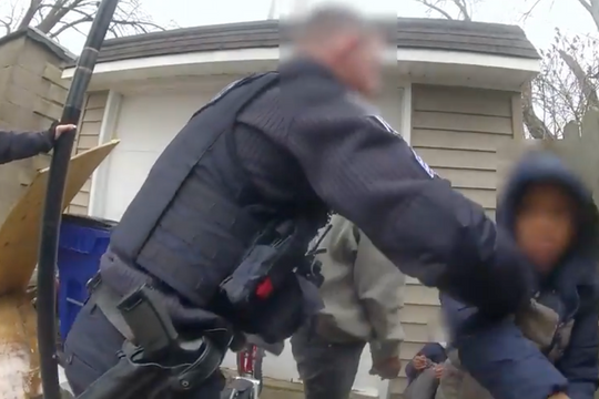 Ba cậu bé Mỹ trộm ôtô vì 'học theo video YouTube'