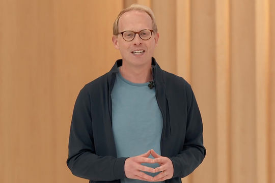 Lãnh đạo kín tiếng giúp Google 'lột xác' về AI