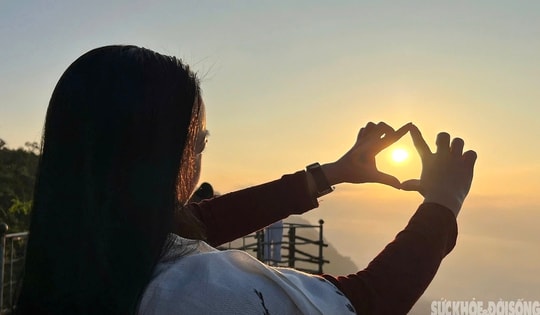 Săn mây ở Hang Kia, Pà Cò