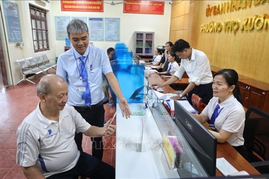 Tiêu chuẩn chức danh công chức lãnh đạo, quản lý trong cơ quan hành chính nhà nước