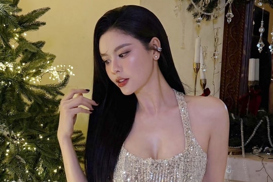 Thời trang đón Giáng sinh của Sao Việt