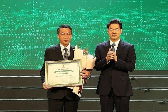 Chợ Rẫy đạt giải nhất 'cơ sở y tế không khói thuốc lá'