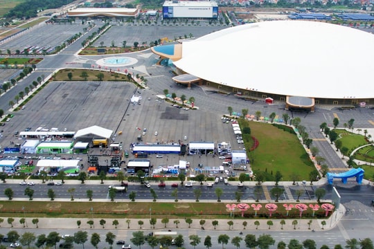 Không gian triển lãm ôtô lớn nhất Việt Nam trước giờ khai mạc