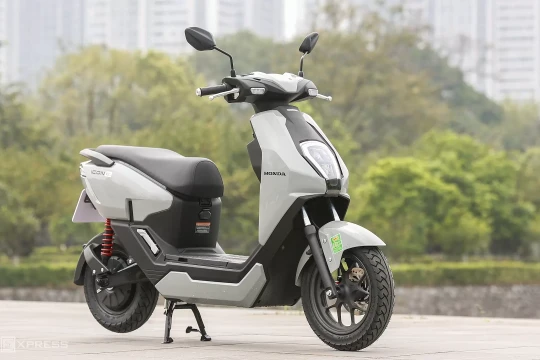 Honda ICON e: tiếp tục giảm sâu 10-12 triệu đồng
