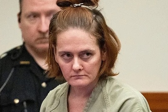 Đoạt mạng 4 người đàn ông bằng dụ dỗ tình dục