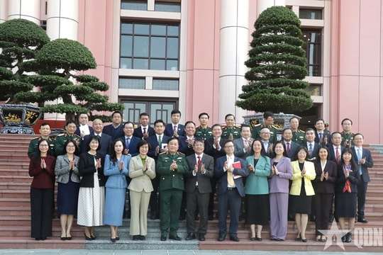 Bộ Quốc phòng gặp mặt Trưởng cơ quan đại diện Việt Nam ở nước ngoài