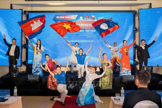 Khai mạc Liên hoan Thanh niên Việt Nam - Campuchia - Lào năm 2025