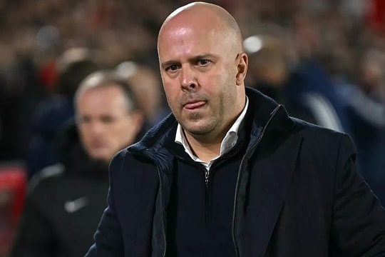 Slot bực vì thành tích cố định kém của Liverpool