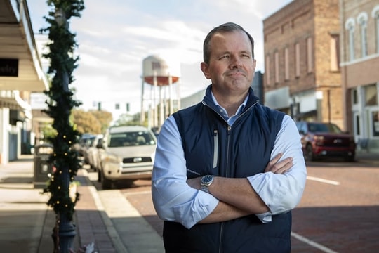 Ông chủ Mỹ dành 240 triệu USD để thưởng nhân viên trung thành