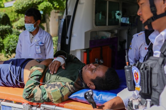 Campuchia - Thái Lan bất đồng về điều kiện ngừng bắn